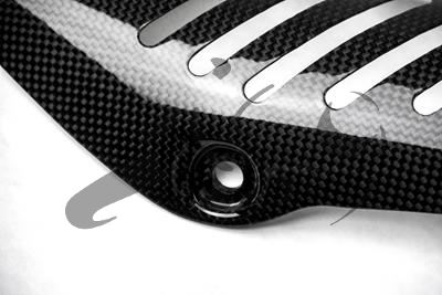 Proteccin trmica del escape Carbon Ilmberger en el colector Ducati Monster 821