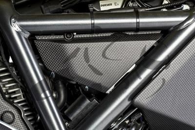 Carbon Ilmberger Abdeckung unterm Rahmen Set Ducati Scrambler Desert Sled