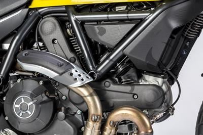 cache carbone Ilmberger sous le cadre set Ducati Scrambler Sixty 2