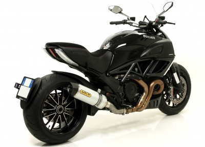 Escape Arrow Race-Tech Ducati Diavel