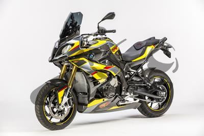 Paraspruzzi in carbonio Ilmberger sotto il portatarga BMW S 1000 XR