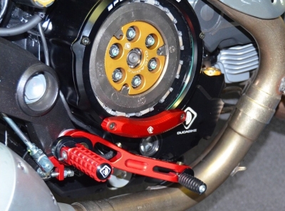 Proteccin Ducabike para tapa de embrague abierta Ducati Monster 696