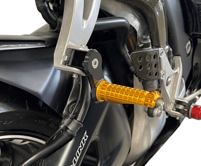 Puig Fussrasten Set verstellbar  Suzuki V-Strom 1050