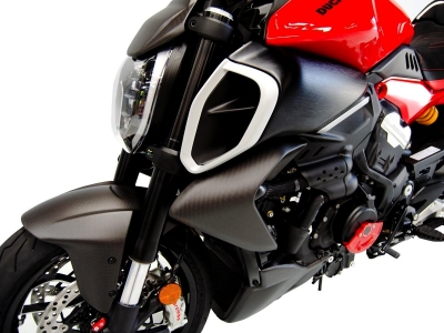 Juego paneles laterales carbono Ducabike Ducati Diavel V4