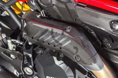 Kolfiber Ilmberger avgasvrmeskld p grenrr Ducati Monster 1200